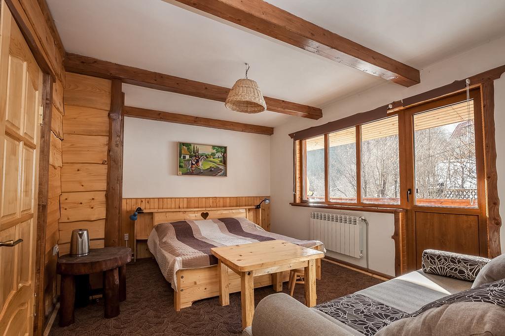 Vatra Hotel Yaremtche Extérieur photo