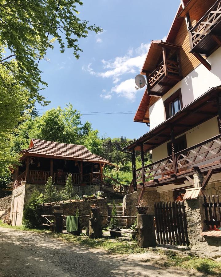 Vatra Hotel Yaremtche Extérieur photo